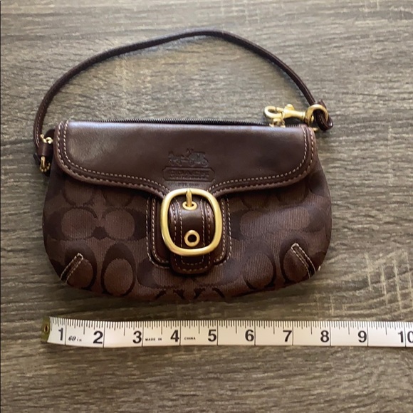 Coach Hand Purse - Picture 1 of 3
